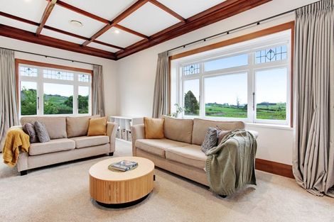 Photo of property in 52 Medhurst Road North, Bombay, 2675