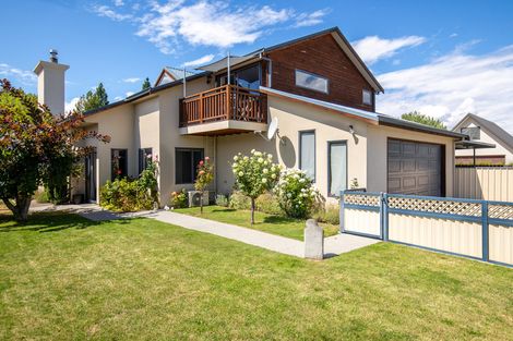 Photo of property in 9 Spruce Close, Alexandra, 9320