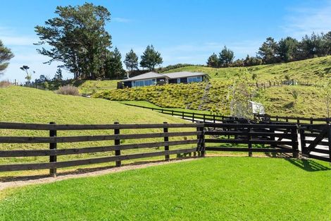 Photo of property in 67 Moses Road, Kaukapakapa, 0873