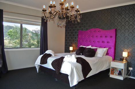 Photo of property in 9 Mountain Road, Kaiwaka, 0587