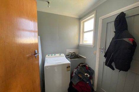 Photo of property in 15 Derby Street, Eltham, 4322