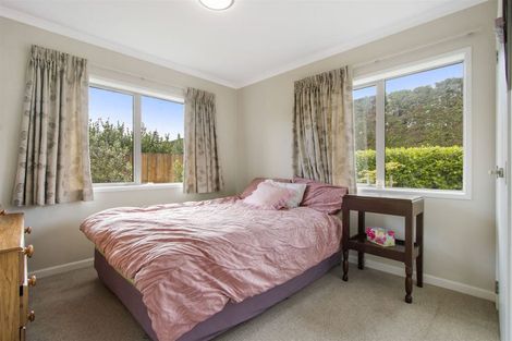 Photo of property in 2 Friis Drive, Katikati, 3178