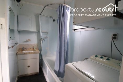 Photo of property in 398 South Road, Caversham, Dunedin, 9012