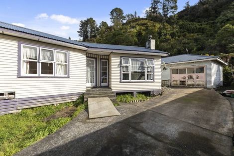 Photo of property in 56 Sunny Grove, Wainuiomata, Lower Hutt, 5014