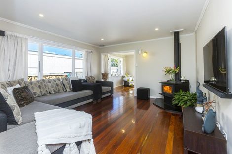 Photo of property in 3 Ruahine Street, Trentham, Upper Hutt, 5018