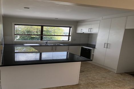 Photo of property in 1/68 College Road, Northcote, Auckland, 0627