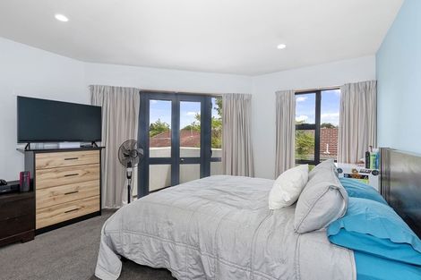 Photo of property in 2/96 Wainui Street, Riccarton, Christchurch, 8041