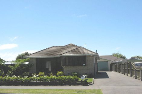 Photo of property in 10 Donnington Street, Parklands, Christchurch, 8083