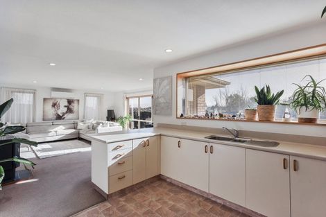 Photo of property in 267a Lake Terrace Road, Shirley, Christchurch, 8061