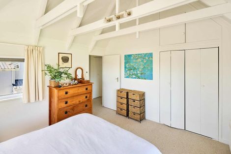 Photo of property in 7/354 Muritai Road, Eastbourne, Lower Hutt, 5013