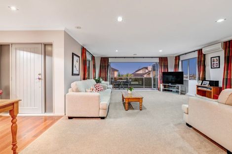 Photo of property in 63 Chesterfield Way, Orewa, 0931