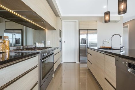 Photo of property in 34 Waitaria Terrace, Aotea, Porirua, 5024