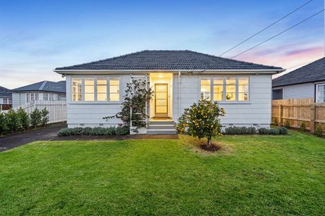 Photo of property in 10 Parkinson Avenue, Wesley, Auckland, 1041
