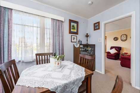 Photo of property in 8 Blenheim Place, Feilding, 4702