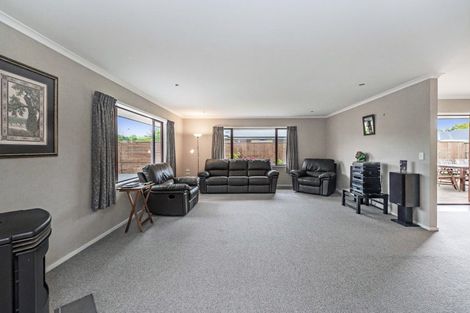 Photo of property in 92 Acacia Avenue, Rangiora, 7400