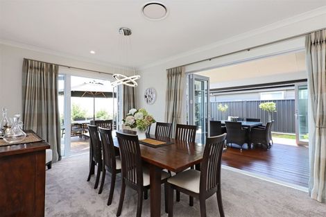 Photo of property in 49 Arataki Road, Havelock North, 4130