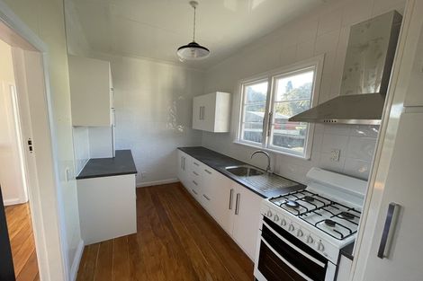 Photo of property in 7 Tupoki Street, Glen Avon, New Plymouth, 4312