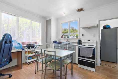 Photo of property in 19 Kings Drive, Levin, 5510