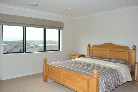 Photo of property in 11 Harvest Avenue, Orewa, 0931