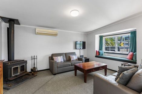 Photo of property in 20 Glen Road, Raumati South, Paraparaumu, 5032