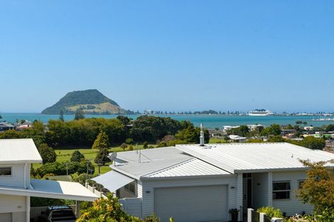 Photo of property in 3 Seaview Road, Otumoetai, Tauranga, 3110