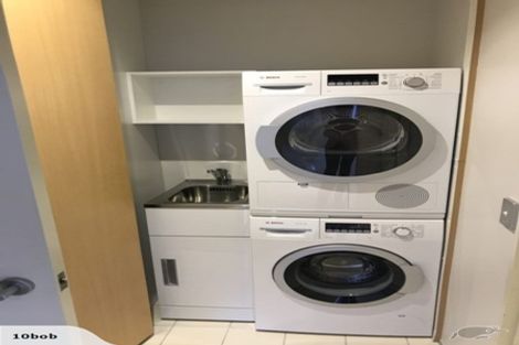 Photo of property in Sanctum Apartment, 10 Ebor Street, Te Aro, Wellington, 6011