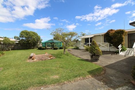 Photo of property in 64 Edinburgh Terrace, Foxton Beach, Foxton, 4815
