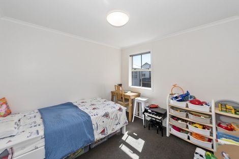 Photo of property in 2 Chiefs Court, Hamilton East, Hamilton, 3216