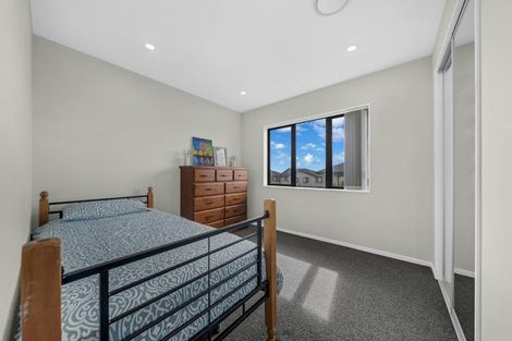 Photo of property in 12 Nandi Lane, Ranui, Auckland, 0612