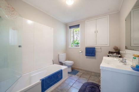 Photo of property in 1262 East Coast Road, Redvale, Albany, 0794