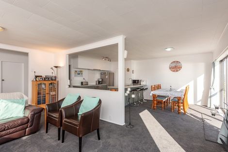 Photo of property in 5 Raebern Lane, Raumati Beach, Paraparaumu, 5032