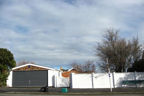 Photo of property in 44 Hackthorne Road, Cashmere, Christchurch, 8022