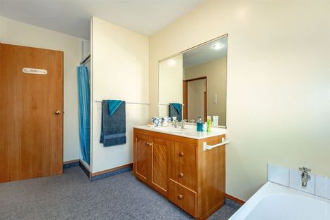 Photo of property in 1/734 Avonside Drive, Avonside, Christchurch, 8061