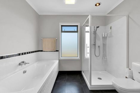 Photo of property in 563 Mangorei Road, Mangorei, New Plymouth, 4371