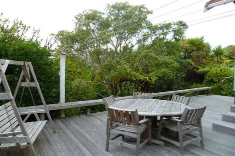 Photo of property in 61 Creswick Terrace, Northland, Wellington, 6012
