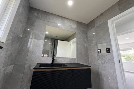 Photo of property in 1 Kingsway Crescent, Forest Lake, Hamilton, 3200