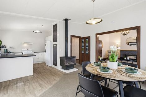 Photo of property in 102 Gonville Avenue, Gonville, Whanganui, 4501