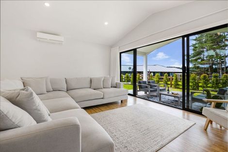 Photo of property in 3 Awatiro Drive, Kaukapakapa, 0871