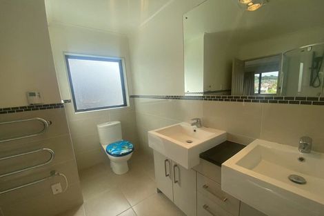 Photo of property in 23 Andy Crescent, Flat Bush, Auckland, 2016
