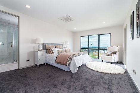 Photo of property in 14 Drover Close, Flat Bush, Auckland, 2019
