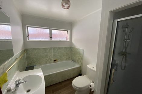 Photo of property in 1 Clare Place, Mount Wellington, Auckland, 1060