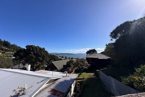 Photo of property in 23 Totara Street, Eastbourne, Lower Hutt, 5013