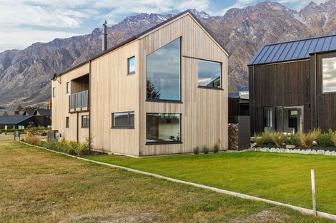 Photo of property in 21 Soudley Court, Jacks Point, Queenstown, 9371