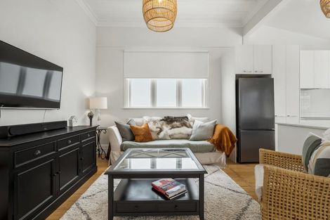 Photo of property in 26 Anne Street, Devonport, Auckland, 0624