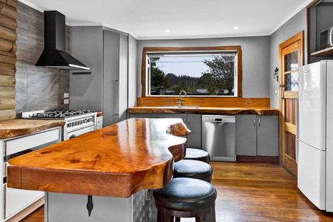 Photo of property in 43 Maire Street, Inglewood, 4330