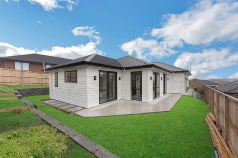 Photo of property in 4 Viv Green Place, Pokeno, 2402