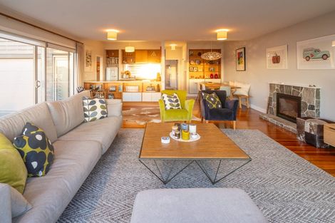 Photo of property in 121 The Parade, Paekakariki, 5034