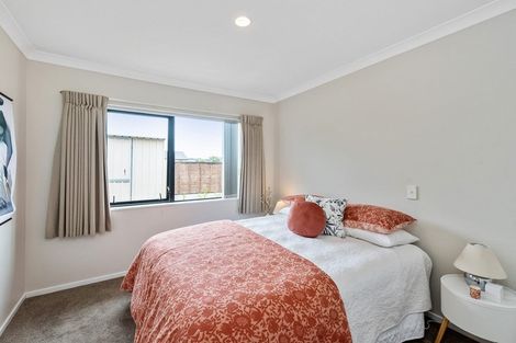 Photo of property in 2 Central Park, Paraparaumu Beach, Paraparaumu, 5032