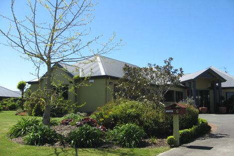 Photo of property in 6 Trolove Place, Stoke, Nelson, 7011