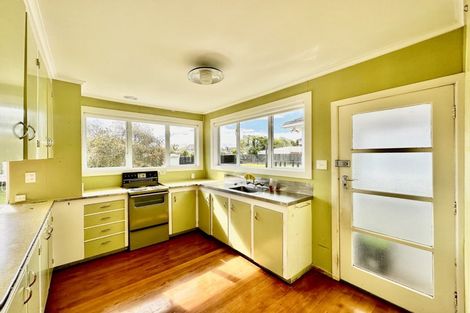 Photo of property in 71 Ridge Road, Howick, Auckland, 2014